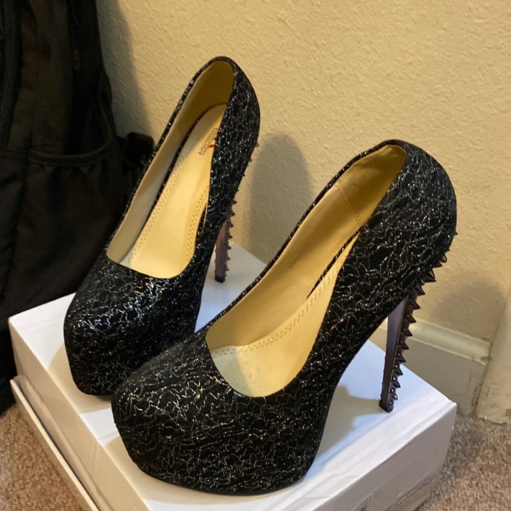 Dressy shoes